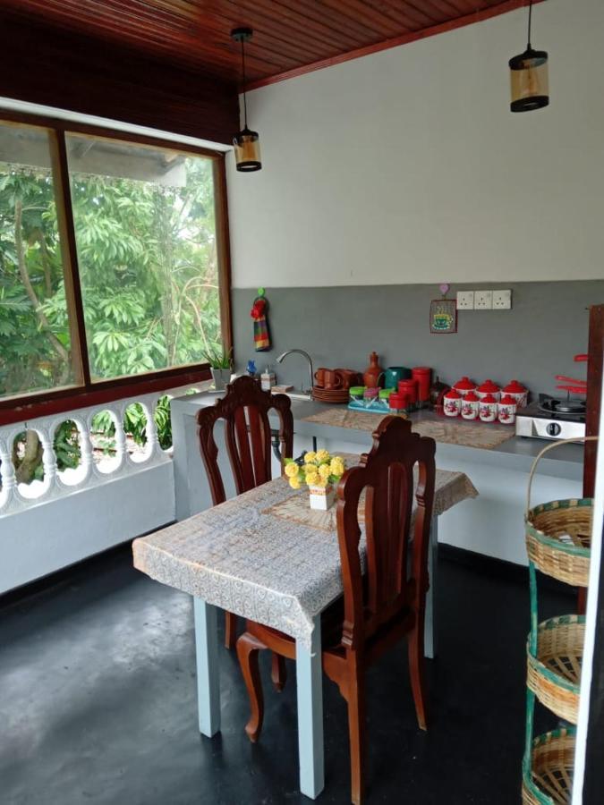 Sky Villa Unawatuna Bagian luar foto