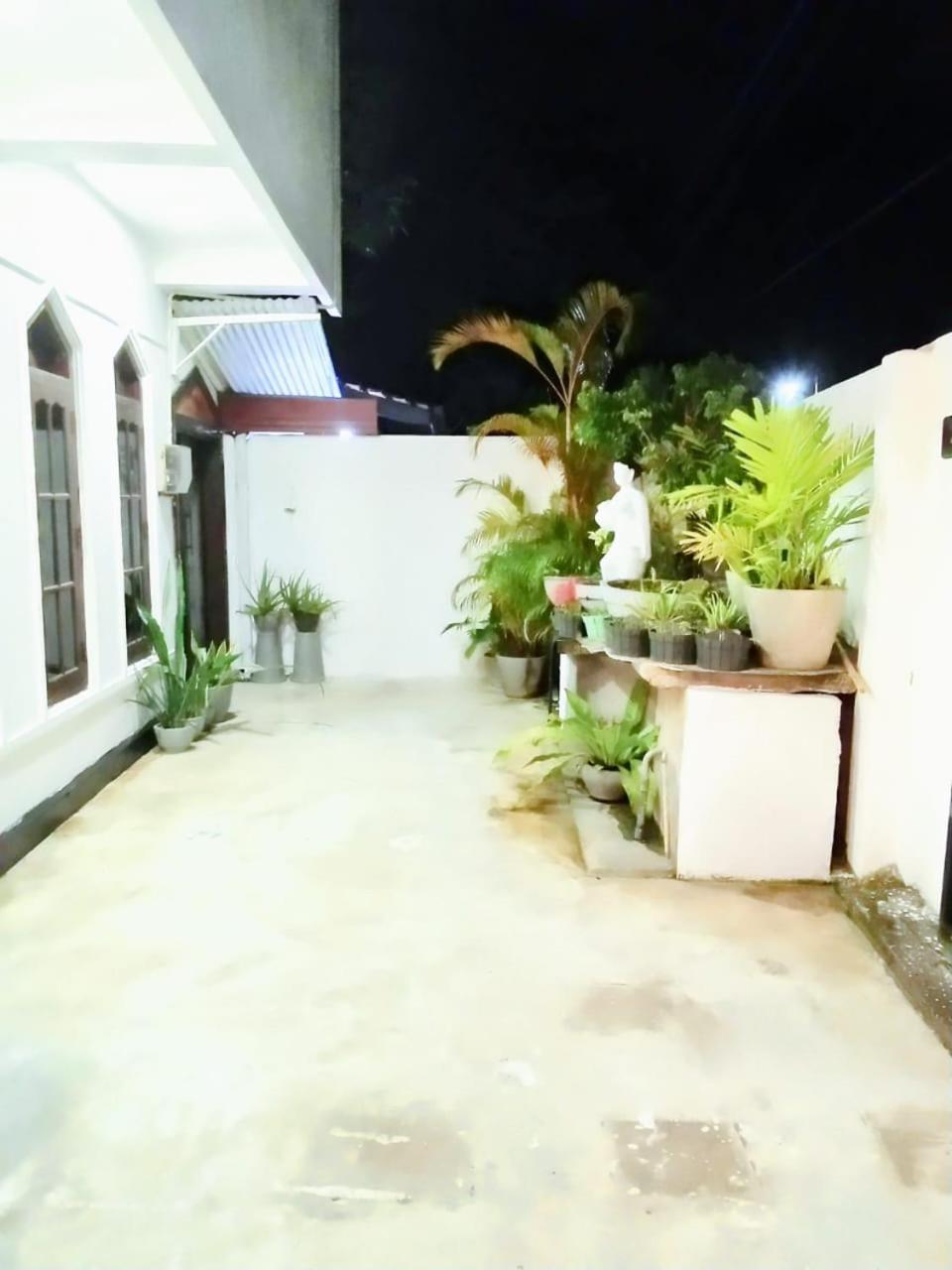 Sky Villa Unawatuna Bagian luar foto